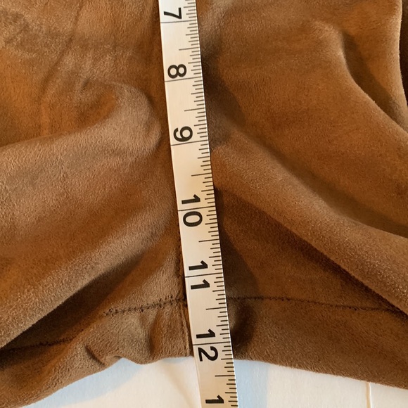 ELAN. Faux Suede camel brown bell bottoms. Zipper on side. - Picture 11 of 13